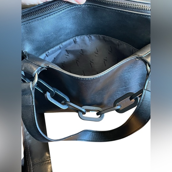 Simply Vera Vera Wang Shoulder Bag - Picture 4 of 6